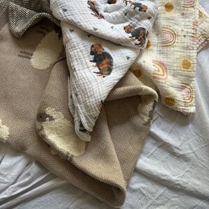 Muslin blankets